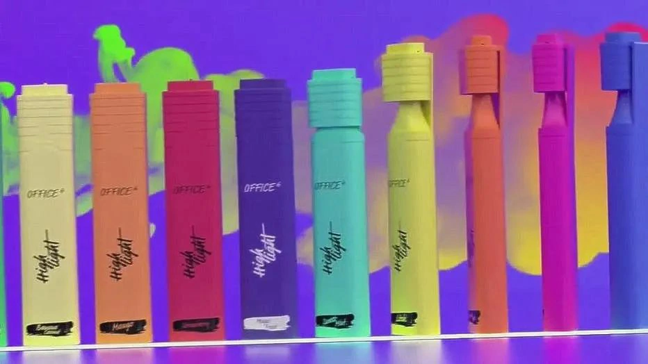 E Cigarette Disguised as Highlighter High Light Vape 21