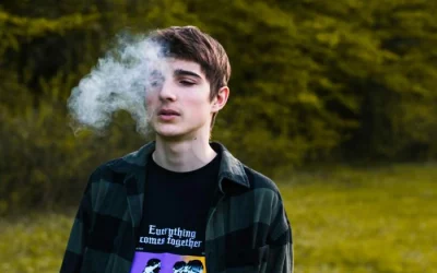 Why are Teenagers More Likely to Vape?